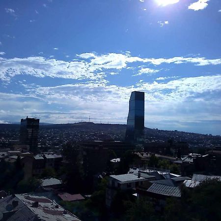 Janika Apartments Тбилиси Экстерьер фото