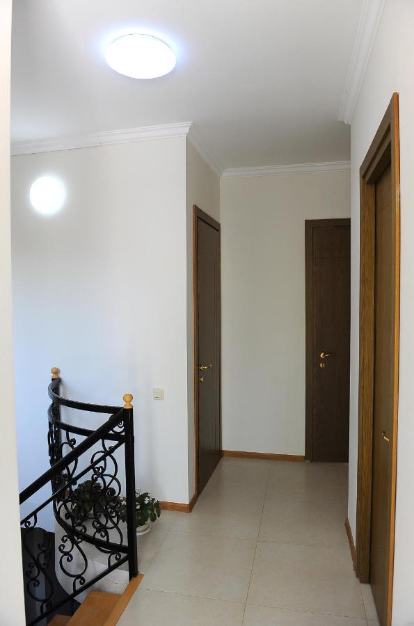 Janika Apartments Тбилиси Экстерьер фото