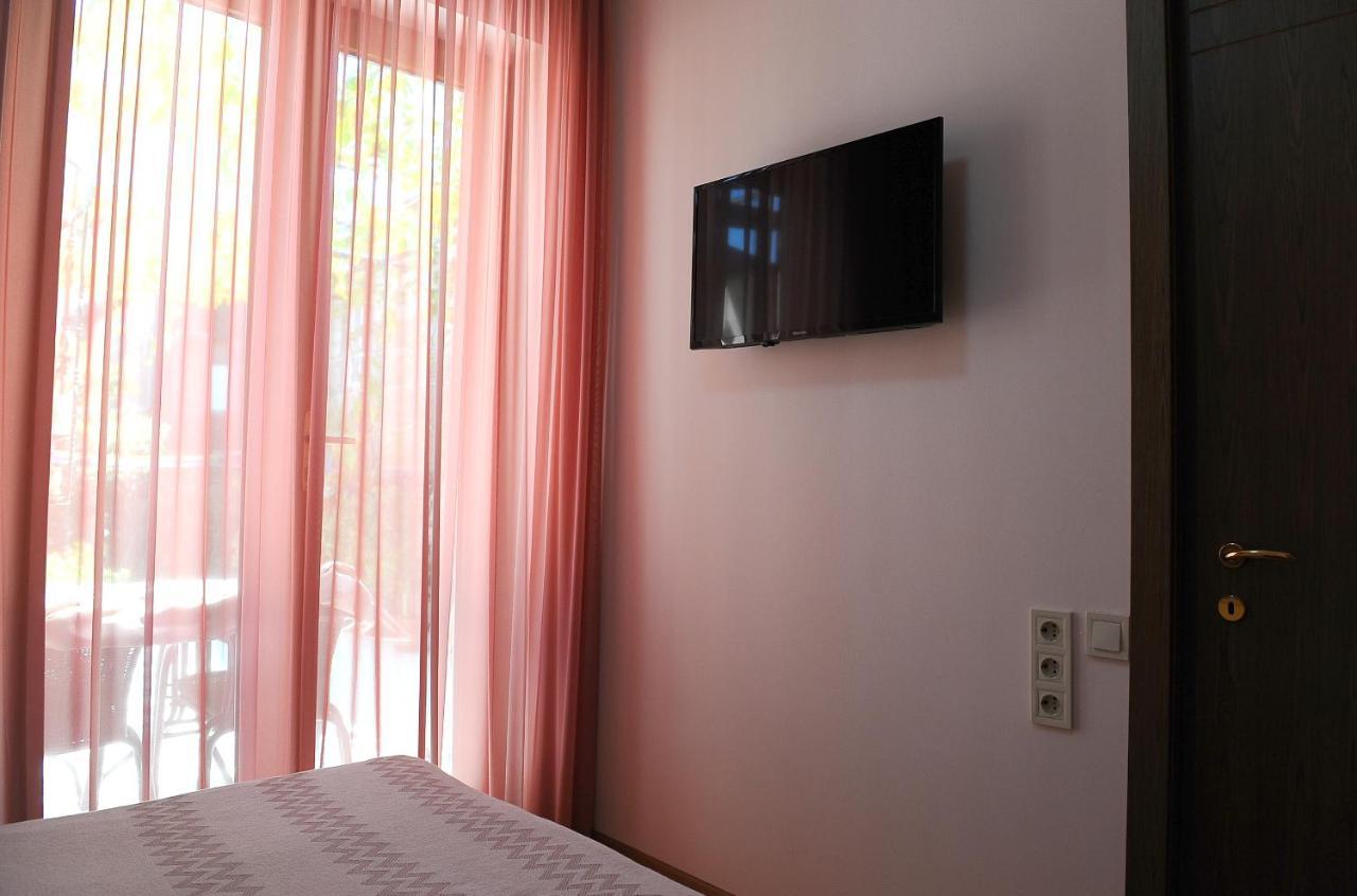 Janika Apartments Тбилиси Экстерьер фото