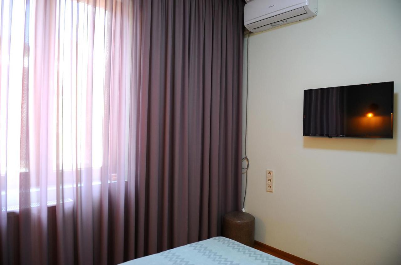 Janika Apartments Тбилиси Экстерьер фото